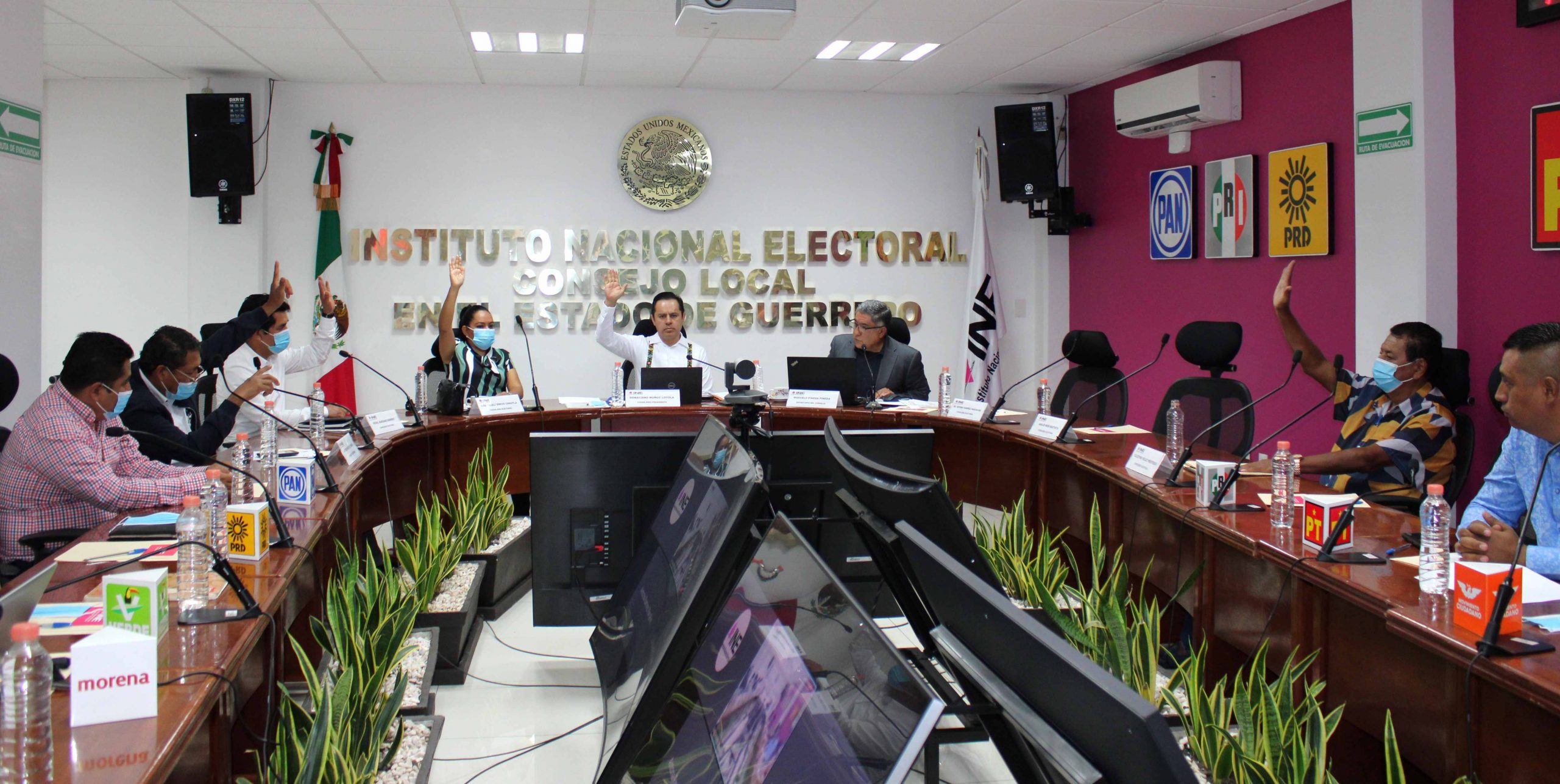 Busca INE Guerrero coordinación con gobierno estatal y municipales para una elección accesible 