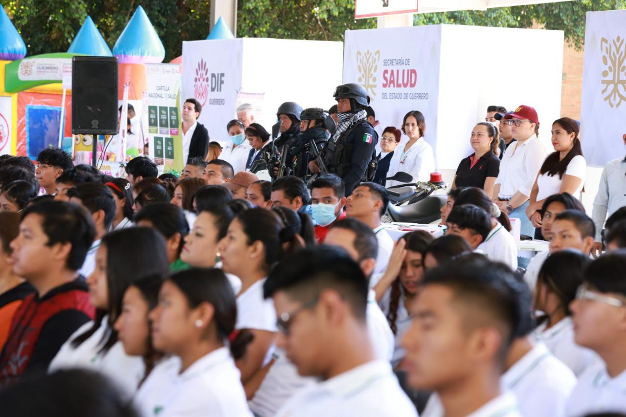 Somos más los que queremos la paz en Guerrero: Evelyn Salgado