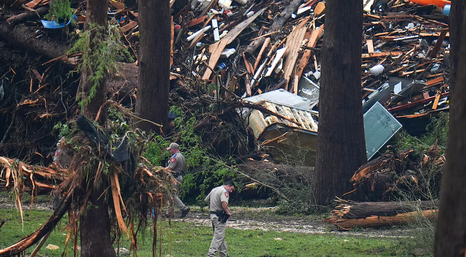 Van 91 personas fallecidas tras inundaciones en Texas