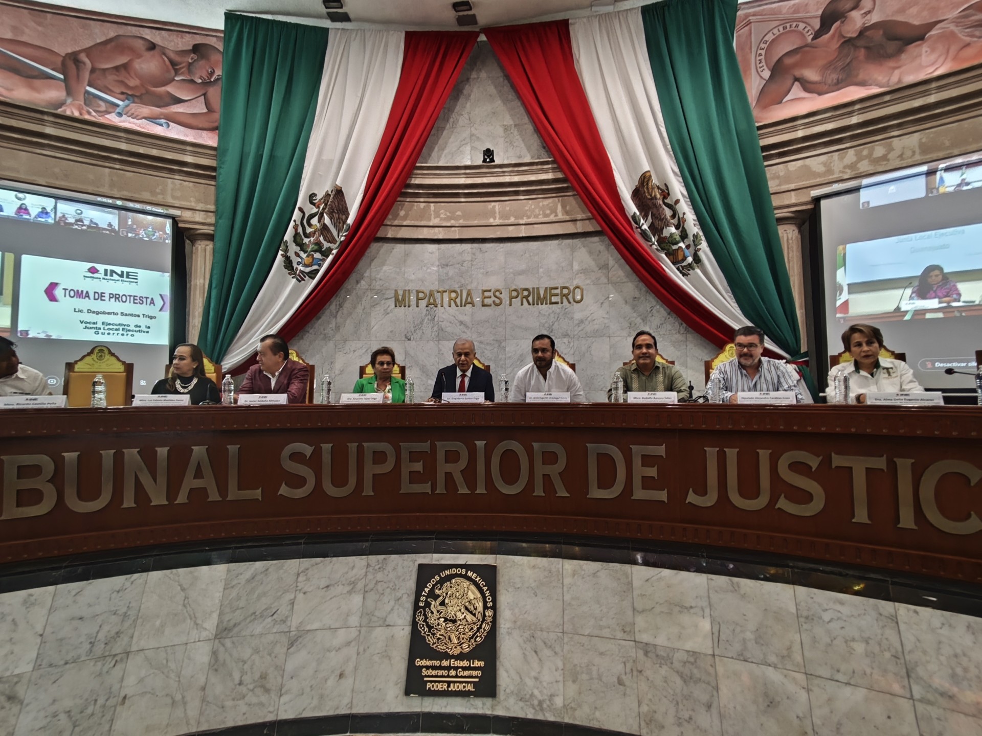 Toma protesta Dagoberto Santos Trigo como nuevo presidente del INE en Guerrero